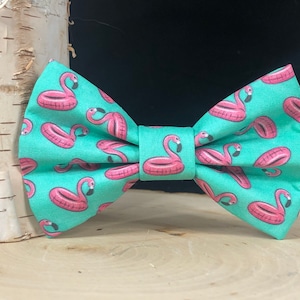 Flamingo Float Dog Bow Tie | Cat Bow Tie | Dog Bowtie | Dog Collar Bow Tie  | Summer Bow Tie | Flamingo Bow Tie | Puppy Bow Tie | Pet Bowtie