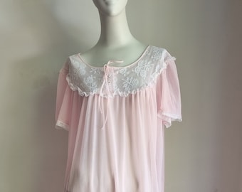 Ture Vintage Perlon Sheer Shell Pink Negligee Diamante Buttons Permeant Pleated 1960's Vintage Bed Robe Nightdress Nightie Sleepwear