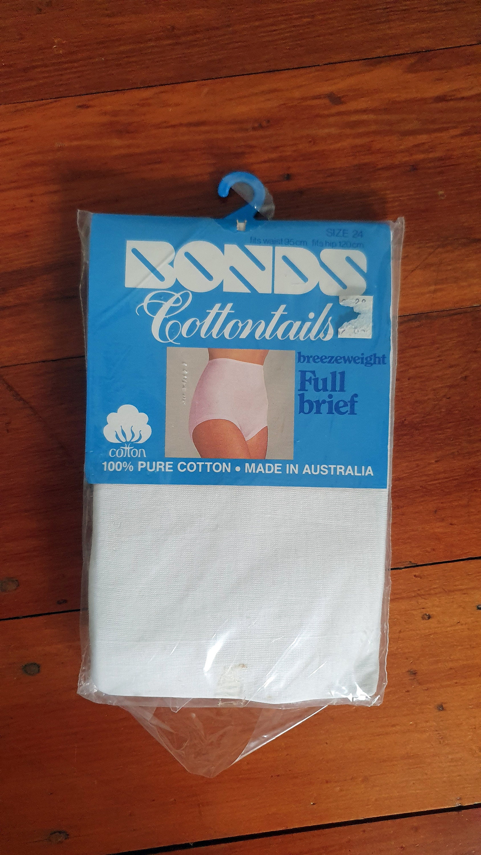 Bonds Full Breif Cotton Tails Breezeweight Made in Australia Still in  Packaging 