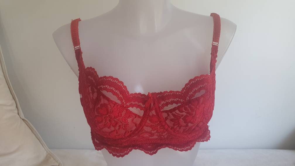 Stunning Sheer Fine Lines Red 2000's Classic Bra Soft Cup Mesh -  India