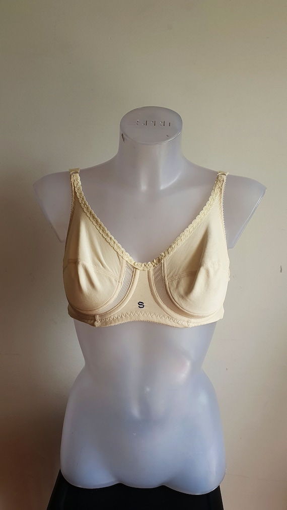 Berlei Customized Letter s Classic Vintage Bra in Beige Lace 12C