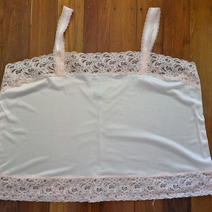 Plus Size Ladies Plain Camisole Vest Top Lace Trim Neck Cami Tank Strappy  Top