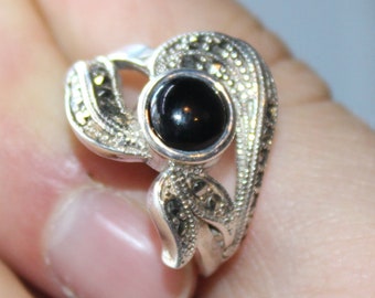 Black Jet Stone Sterling Silver Ring with Marcasite Stones,Marcasite Ring,Diamond Ring,Women Ring,925 Silver Ring,Black Stone Ring,Gift Ring
