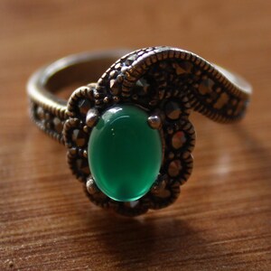 Green Agate Stone Ring, Vintage Women Ring, Marcasite Ring, 925k Sterling Silver Ring, Women Gift Ring, Engagement Ring, Gothic Style Ring