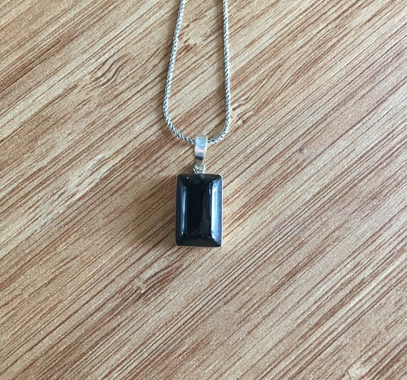 Jet cheap stone necklace