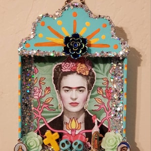 Frida Nicho Shrine Dia De Los Muertos Retablo Day Of The Dead Folk Art Altar. Wall Decor Shrine Or Tree Ornament. READY TO SHIP! 2 Colors!