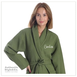 Personalized Natural Cotton Waffle Robe, Custom Embroidery Robe Kimono for Bridesmaids, Lightweight Spa & Gym Bathrobe