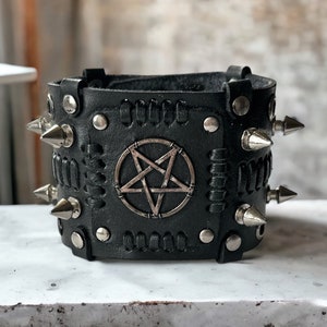 Black spiked pentagram leather bracelet, Adjustable punk rock genuine leather spiked cuff, Black genuine leather pentagram gothic wristband