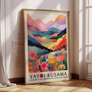 Yayoi Kusama-poster, färgglad bergslandskapsblommig väggkonst
