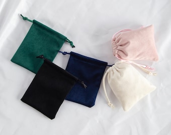 100pcs NEW Style NO Logo Velvet Jewelry Pouch drawstring Bags Jewelry Packaging Pouch Ring Brooch Necklace Packaging Bags wholesale