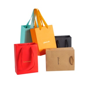 100 peças 12x6x16cm logotipo personalizado presente saco de papel kraft sacola de presente de casamento sacos a granel com alças embalagens de compras sacos de festa