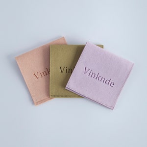 100 peças de bolsa para embalagem de joias, envelope com logotipo personalizado, bolsa de microfibra para anel, logotipo em relevo, multicolorido, atacado