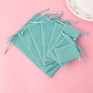 50pcs Small Velvet Jewelry Pouch, more Colors Drawstring Pocket Purse, beige Small soft Jewelry Bag for Lipsticks Earrings Necklace Rings