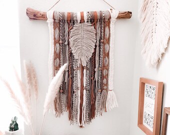 Colgante de pared de hilo de macramé bohemio Colgante de pared de hilo de macramé para dormitorio Colgante de pared de macramé para guardería Arte de pared de macramé bohemio Decoración de pared de hilo Arte de hilo