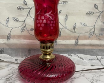 ヴィンテージ フェントン オパールセント クランベリー ホブネイル