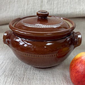 Vintage Pearson’s of Chesterfield Casserole Pot, Treacle Glazed Stoneware, Rustic Kitchen Decor