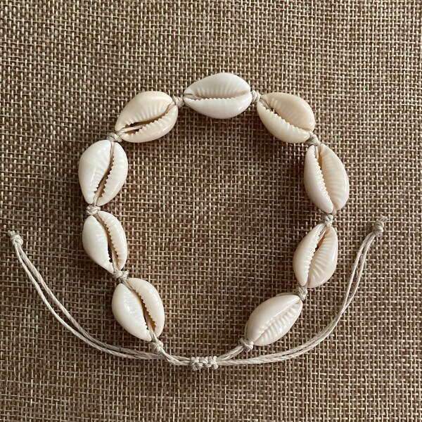 Cowrie Shell anklet/bracelet