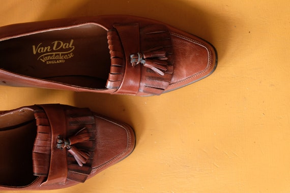 dal shoes