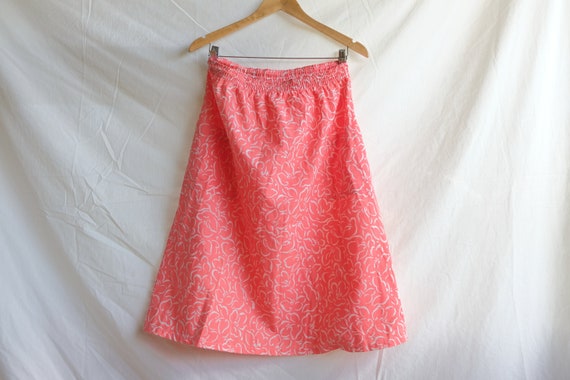 Vintage 80s beach skirt - Retro pink coral and wh… - image 5