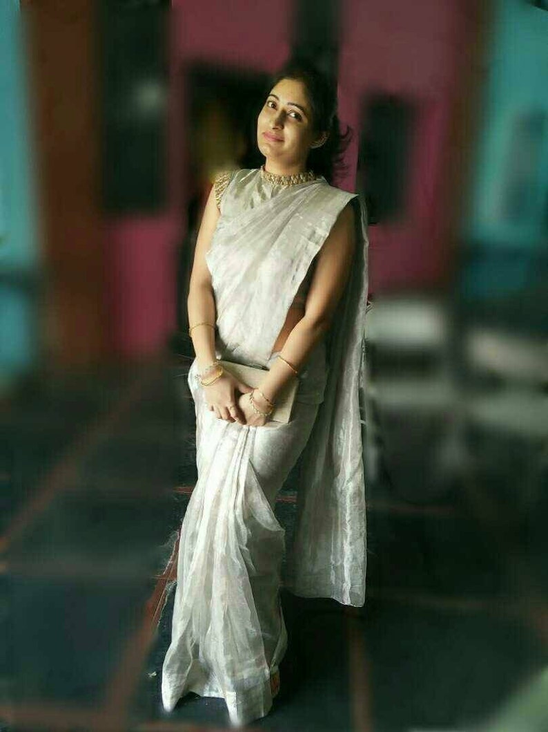 Linen tissue silver color pure organic handwoven saree with contrast silver zari border,tissue saree,Silver linen tissue saree with blouse