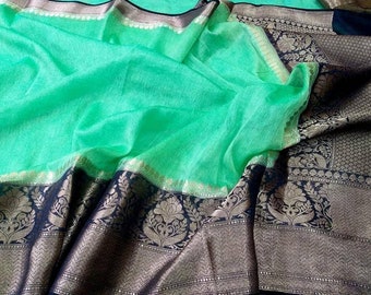 Banarasi linen saree,Sea green banarasi linen saree with black zari border and pallu,handwoven pure linen banarasi saree,Saree with blouse