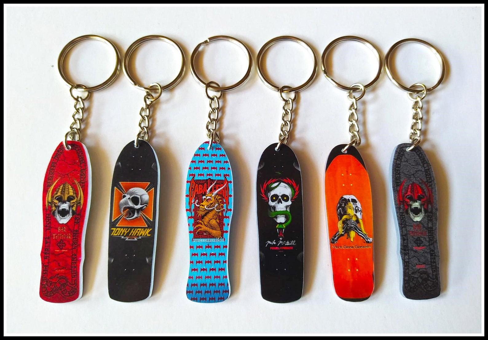 Custom keychain SkateboardLlavero personalizado Etsy