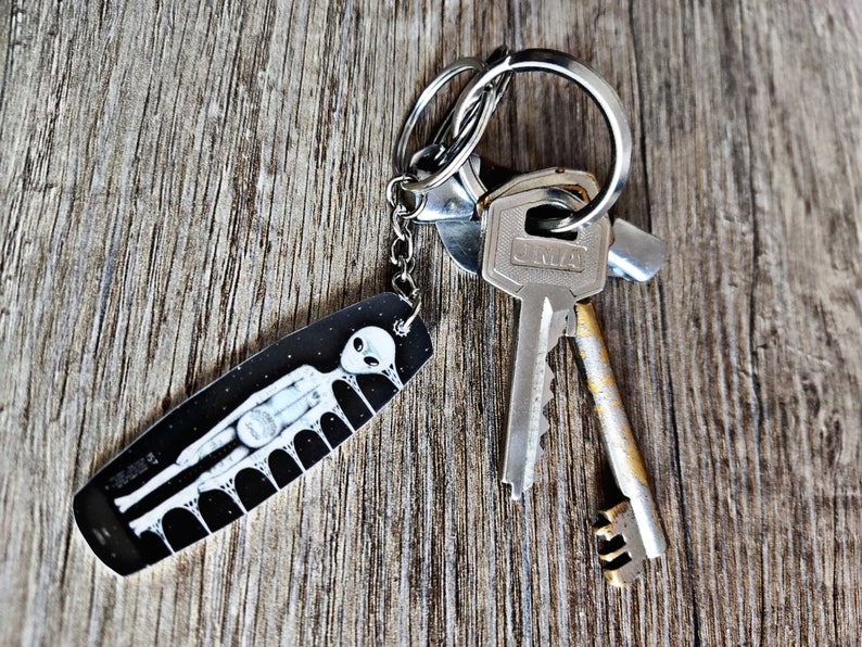 Custom keychains wakeboard, (we can make any model on request just complete the customization in the ad) image 6