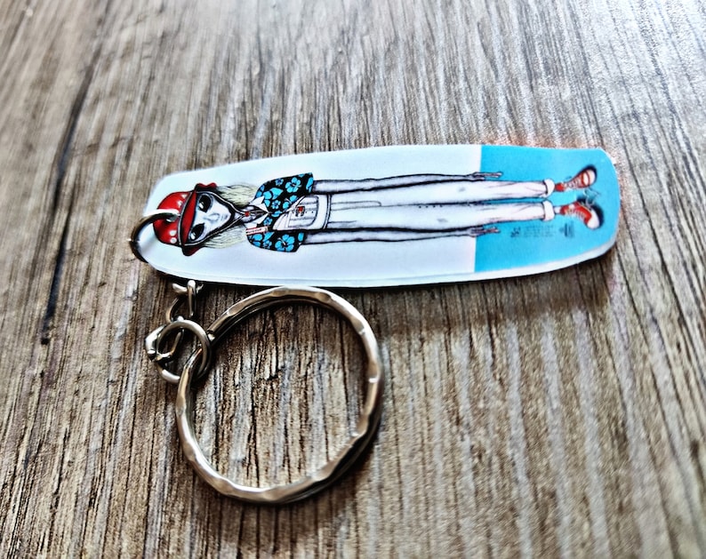 Custom keychains wakeboard, we can make any model on request just complete the customization in the ad image 5