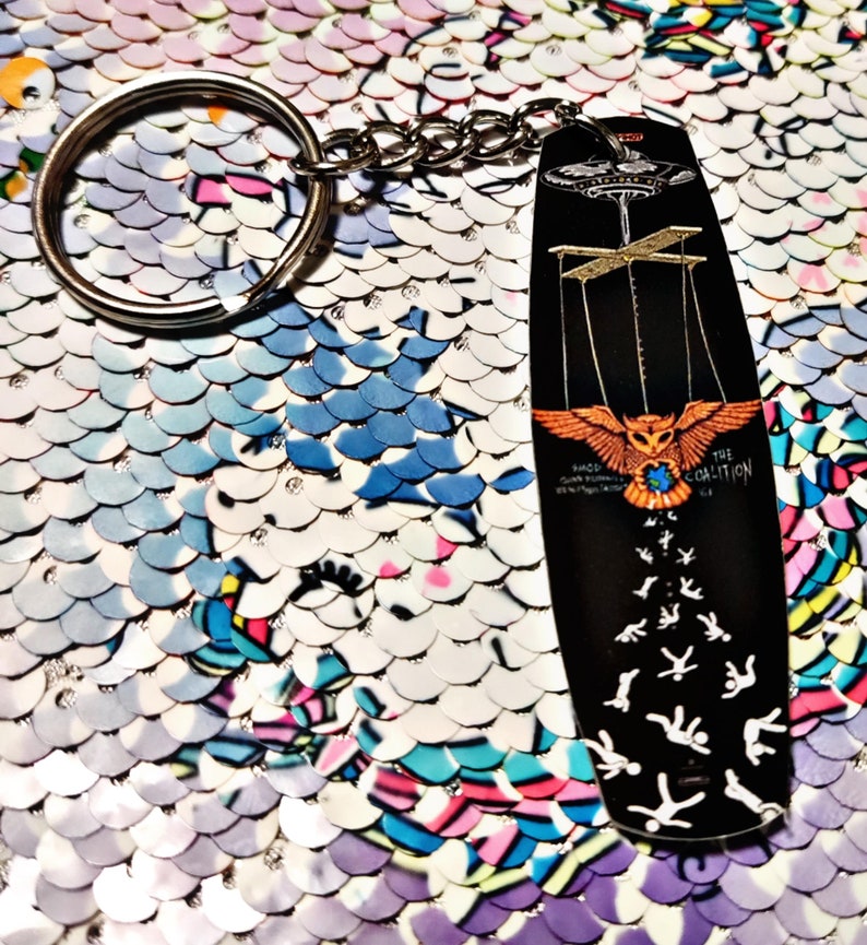 Custom keychains wakeboard, we can make any model on request just complete the customization in the ad image 8