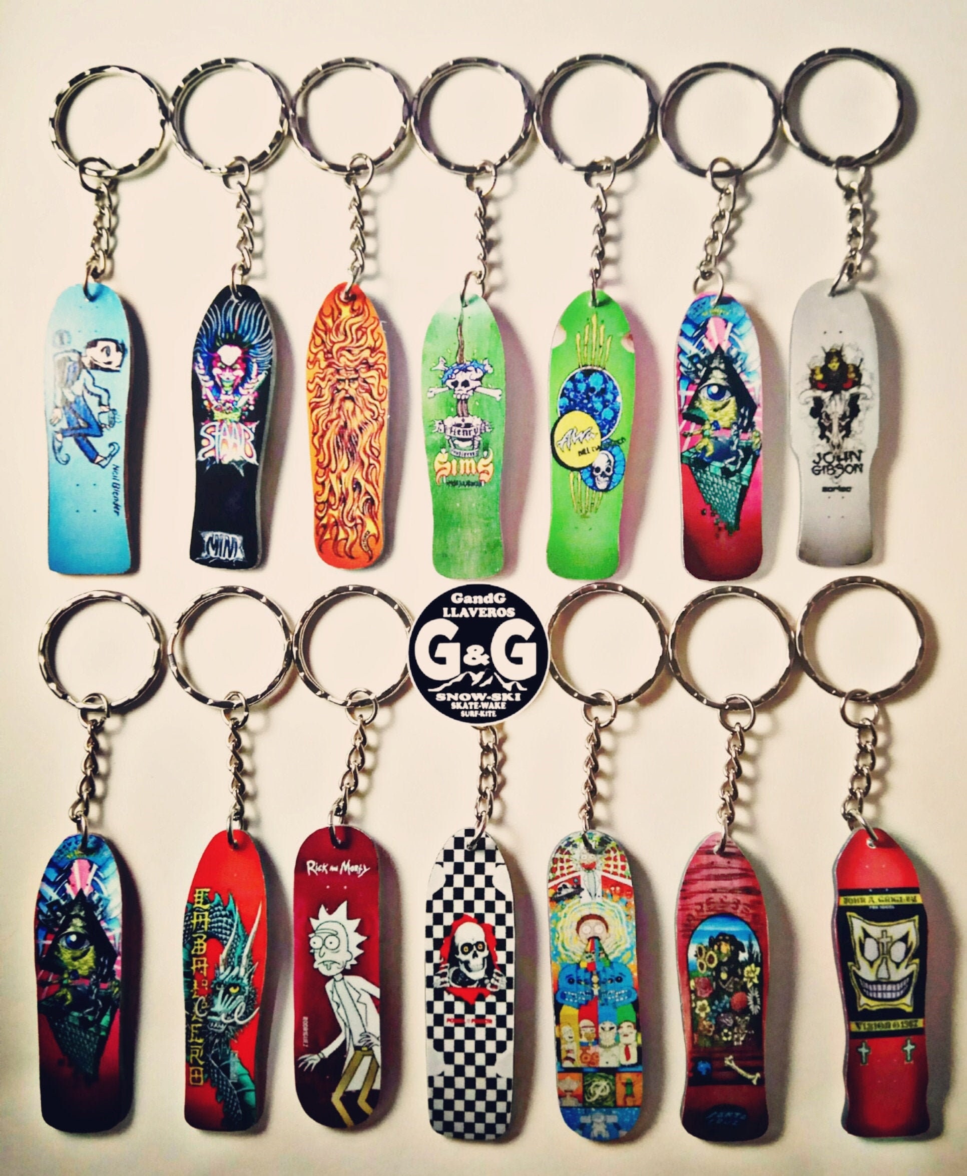 Custom keychain SkateboardLlavero personalizado Etsy