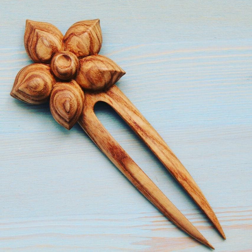 hair fork wood