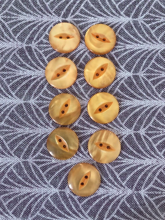 1940's-50's Peach Buttons 13mm 1940's-50's Peach Buttons 13mm