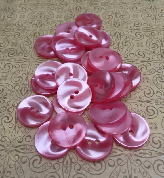 Vintage Glass Peach and Gold Swirl Buttons x 8 Vintage Glass Peach and Gold Swirl Buttons x 8