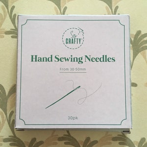 New So Crafty Hand Sewing Needles. Assorted sizes. 30pk.