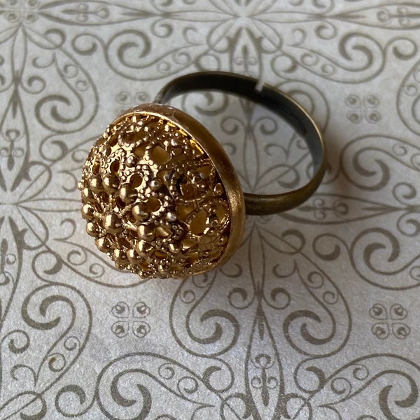 Handmade Vintage Gold Toned Filigree Antique Gold Bronze Plated Adjustable Button Ring.