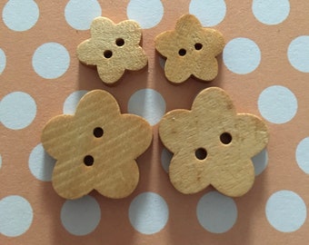 Set of 4 Wooden Flower Buttons. 21mm / 14mm.