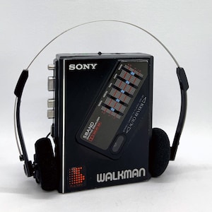 1981 SONY WM-2 Wakman ,with the Original Belt Clip , Made in 1981 SONY WM-2 Wakman ,with the Original Belt Clip , Made in