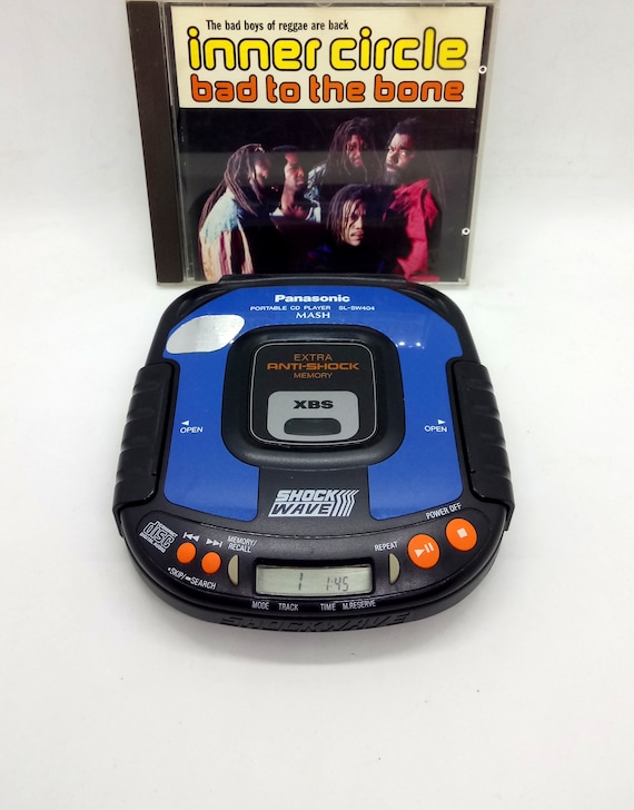 1996 PANASONIC Shockwave Portable Cd Player / Discman , Made