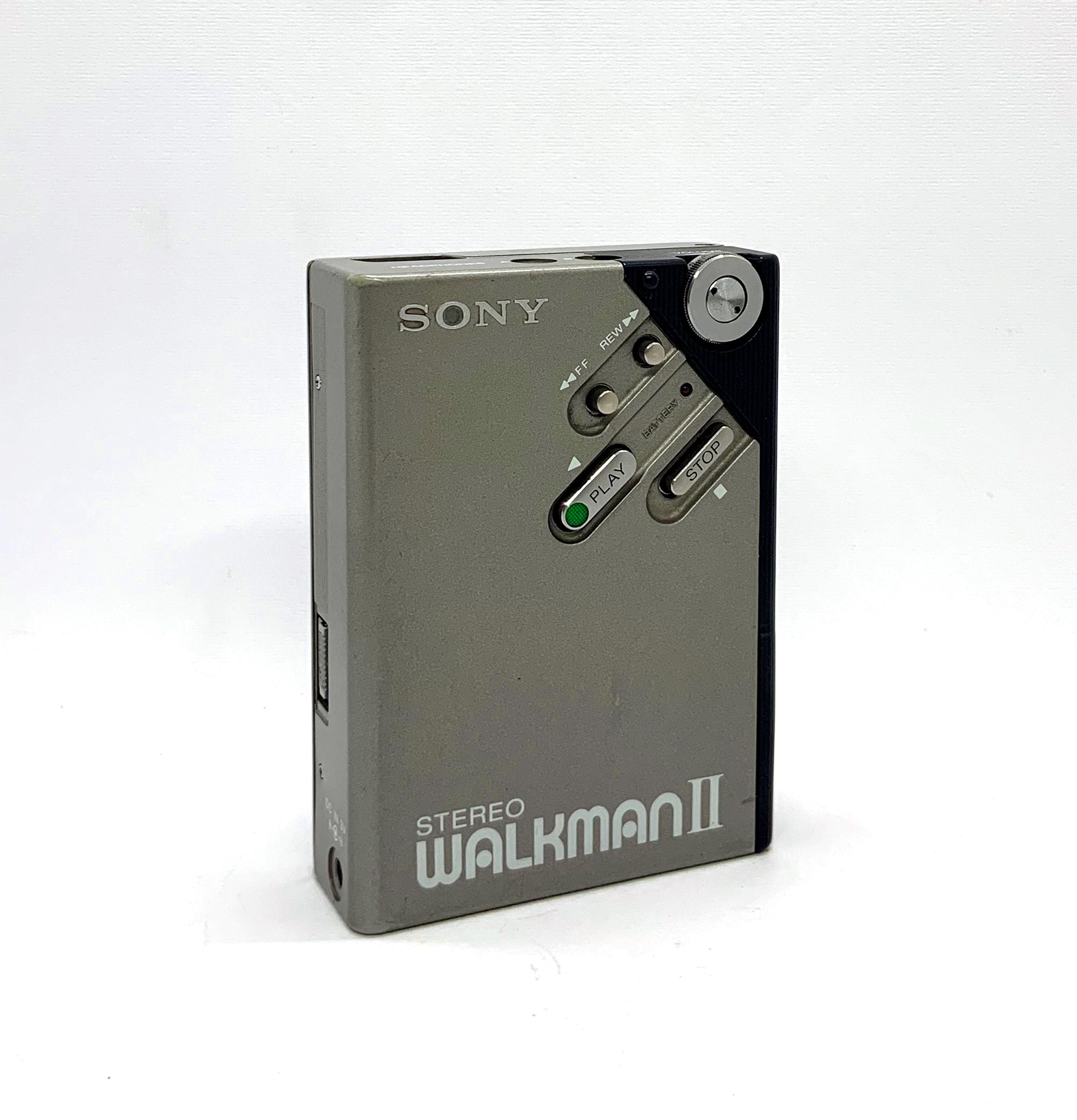 1981 SONY WM-2 Wakman ,with the Original Belt Clip , Made in 1981 SONY WM-2 Wakman ,with the Original Belt Clip , Made in
