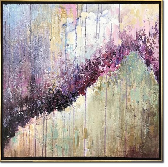 絵画　アート　現代アート　モダンアート　抽象画　風景画　イラスト　インテリア　山 キャンバスに描かれた抽象的な山の絵画 モダンな紫色のアート