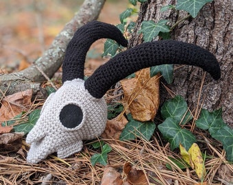 Goat Skull - Amigurumi Crochet Pattern