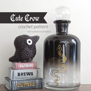 Crochet Crow Halloween Pattern image 1