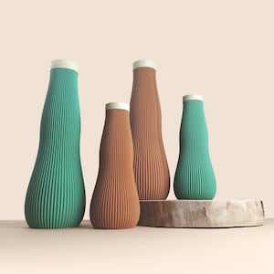Indoor vase in recycled wood fiber for dried flowers, 3D design, Elegant and Modern touch for home, Eco-friendly, original gift for her