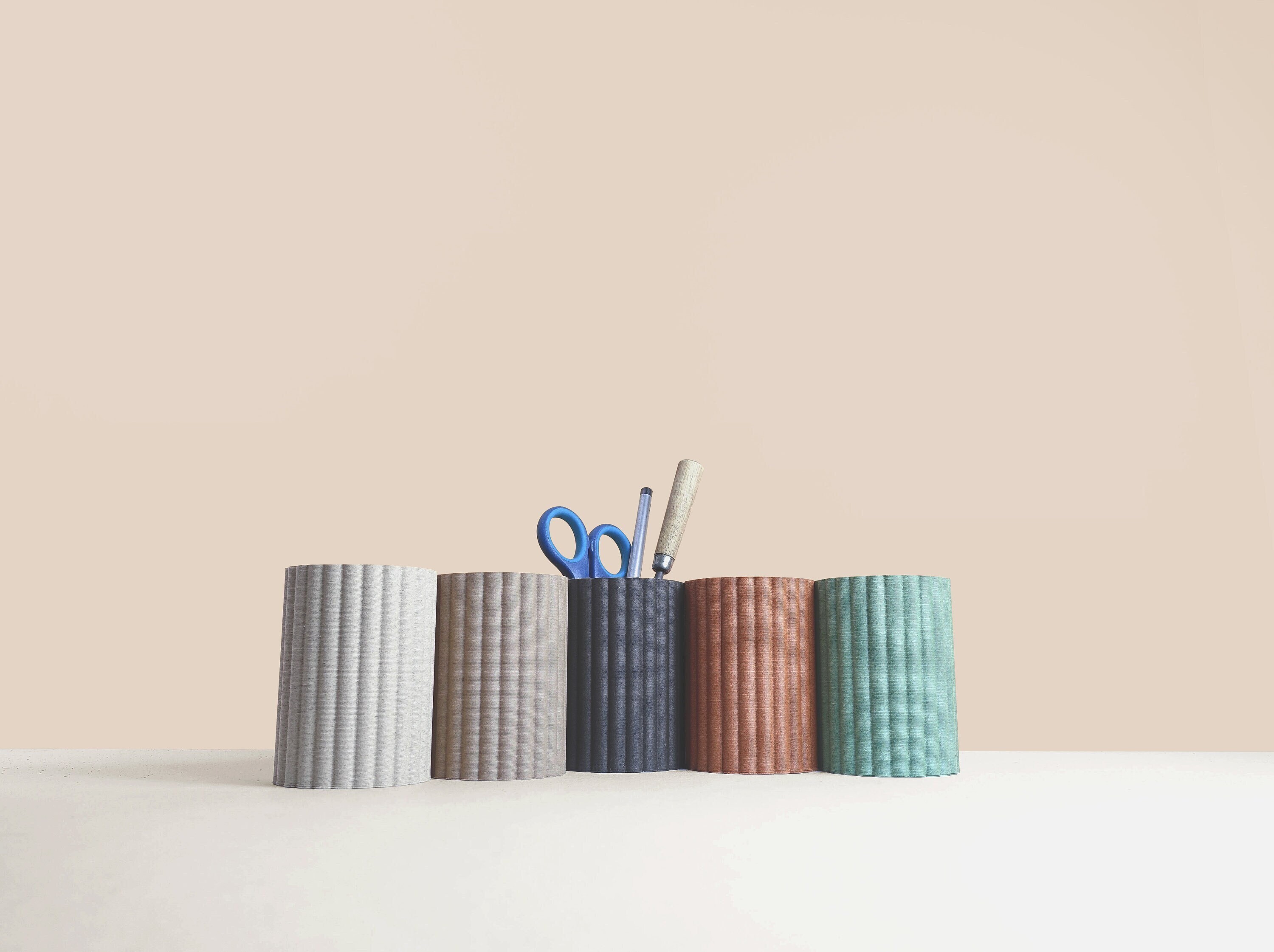Pot à Crayons 3D en Bois, Idée d'accessoires Pour Bureau, Rangement et Décoration Design Scandinave,
