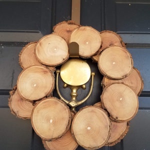 wood slice wreath