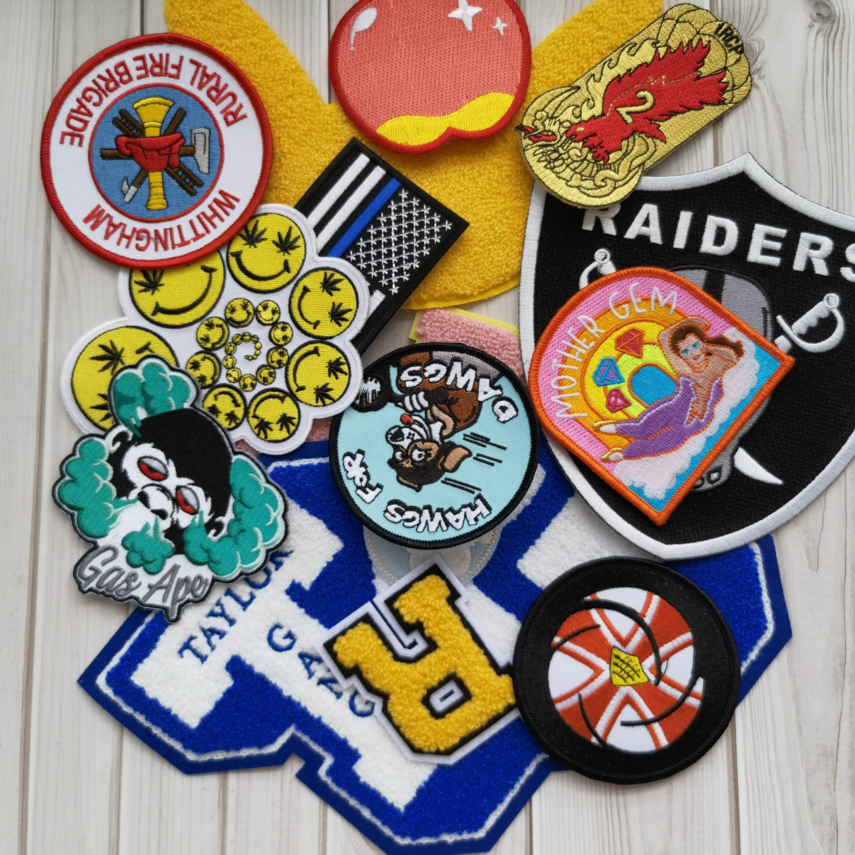100pcs Embroidered Custom Patches Iron On Sew On VELCRO 