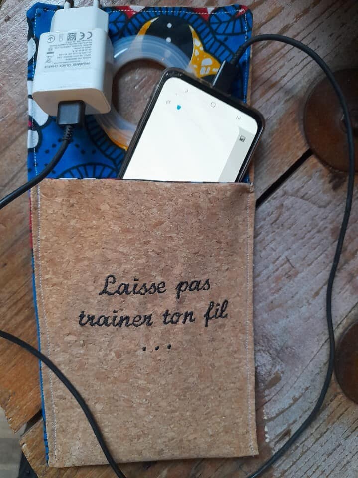 Pochette Pour Chargeur de Portable