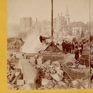 c1872 Boston Great Fire Ruines of Winthrop Square Carte stéréoscopique surdimensionnée originale antique