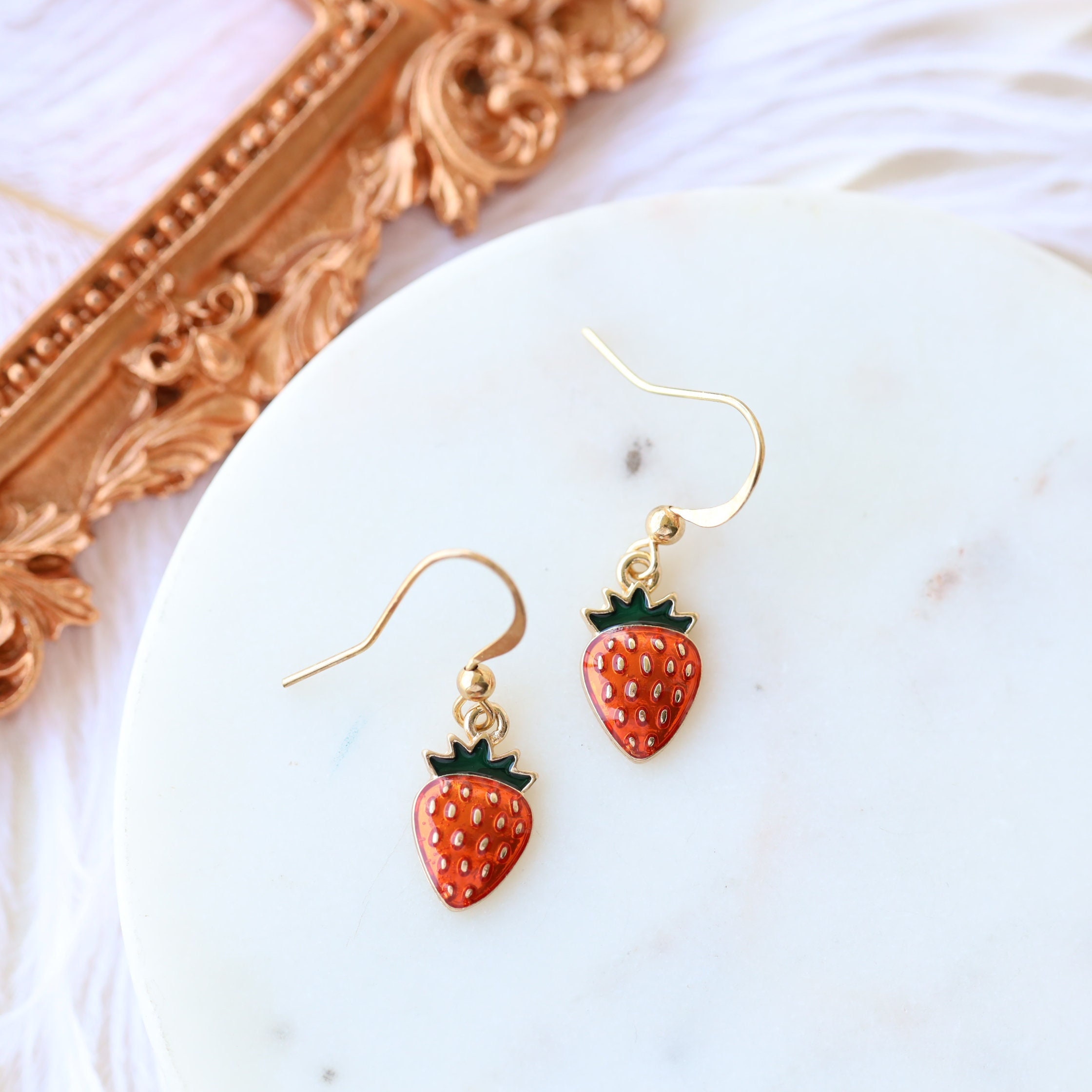 Novelty Cute Fruit Strawberry Drop Dangle Hoop Earrings Woman Fashion Jewellery 