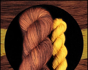 Hand Dyed Sock Yarn Kit, Brown Gold Yellow Superwash Merino Nylon Fingering Wool, Solid Tonal Yarn, 4 Ply, 100g + 20g 462 + 92 yards